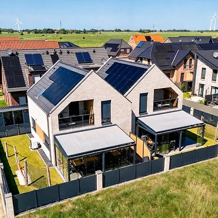 Hébergement de vacances Luxushaus Rosi Direkt Am Wasser Nordsee Sauna